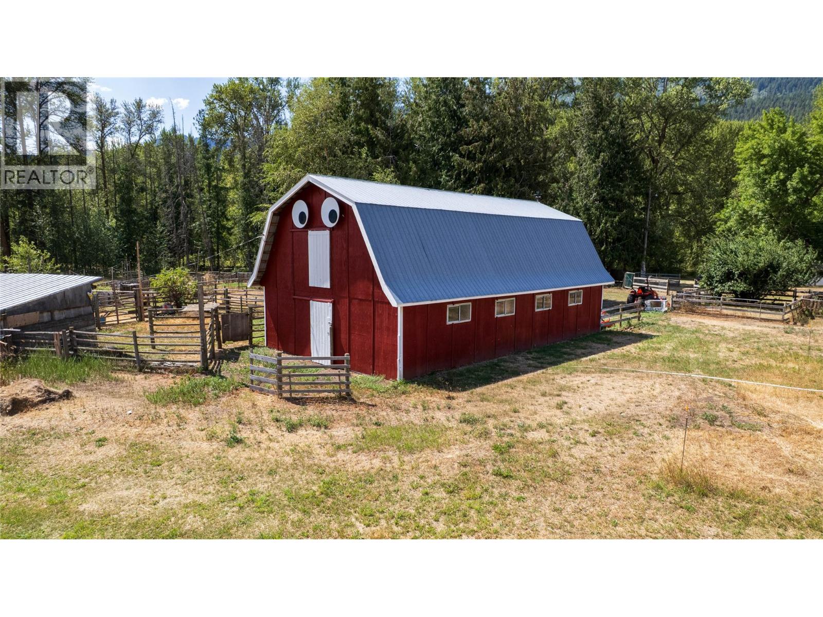 3545 Shaw Road, Falkland, British Columbia  V0E 1W1 - Photo 19 - 10397883