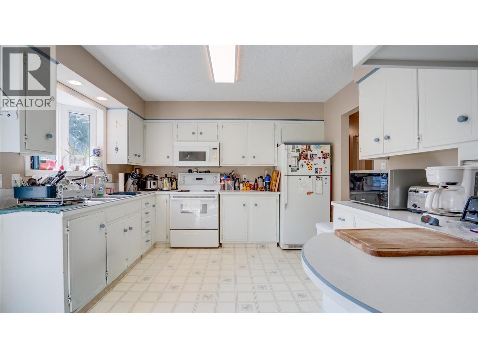 3545 Shaw Road, Falkland, British Columbia  V0E 1W1 - Photo 27 - 10397883