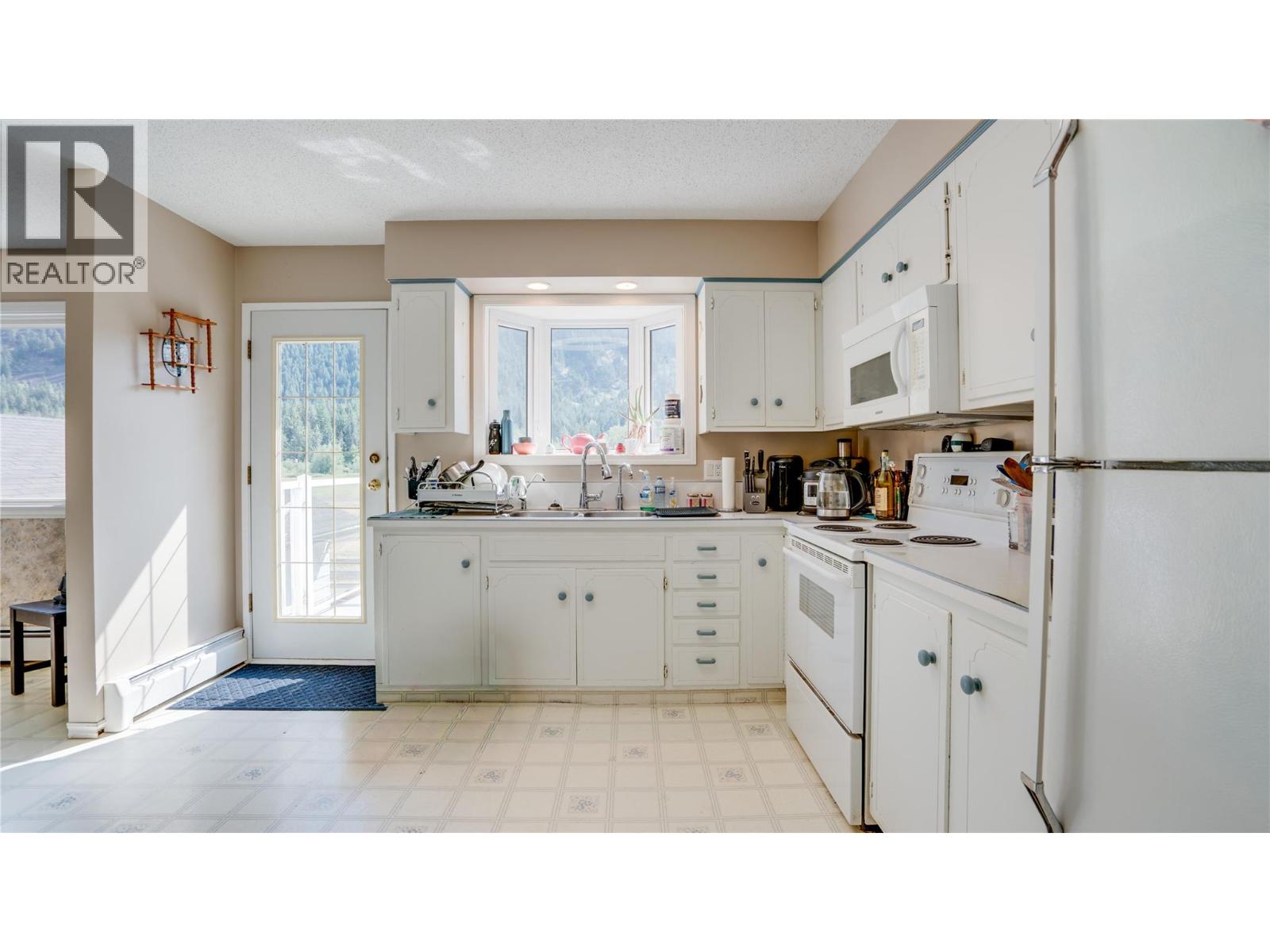 3545 Shaw Road, Falkland, British Columbia  V0E 1W1 - Photo 28 - 10397883