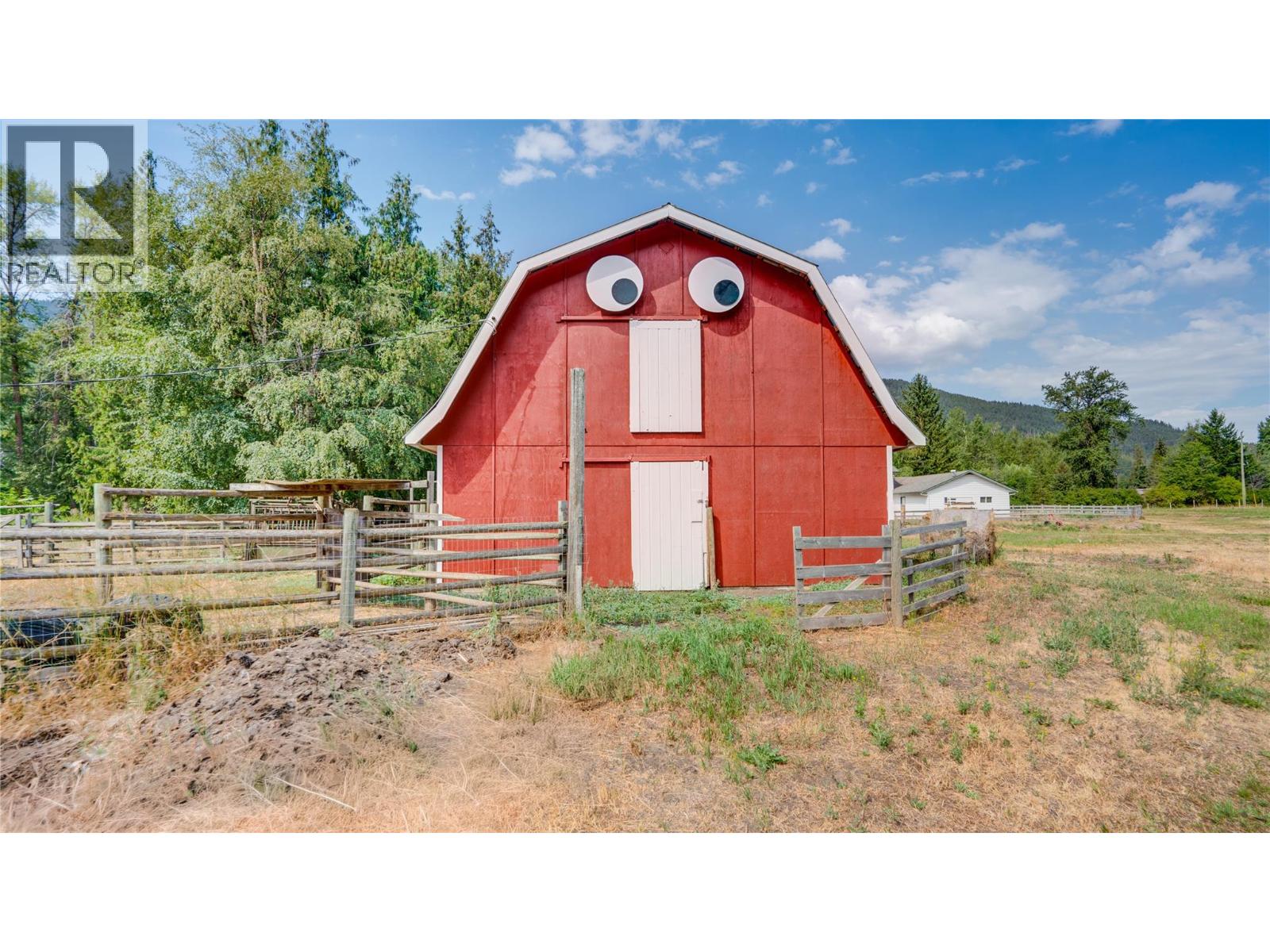3545 Shaw Road, Falkland, British Columbia  V0E 1W1 - Photo 81 - 10397883