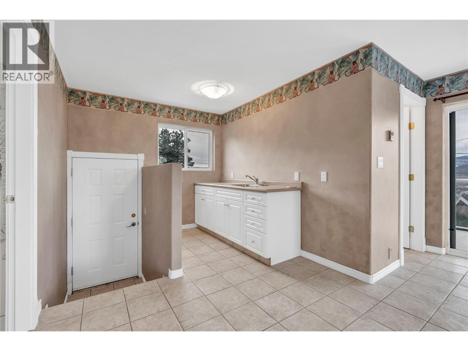 760 Hudson Street, Penticton, British Columbia  V2A 8S9 - Photo 56 - 10398096