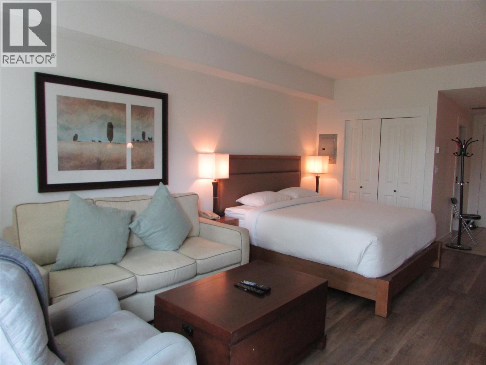 4200 Lakeshore Drive Unit# 224, Osoyoos, British Columbia  V0H 1V6 - Photo 1 - 10397872