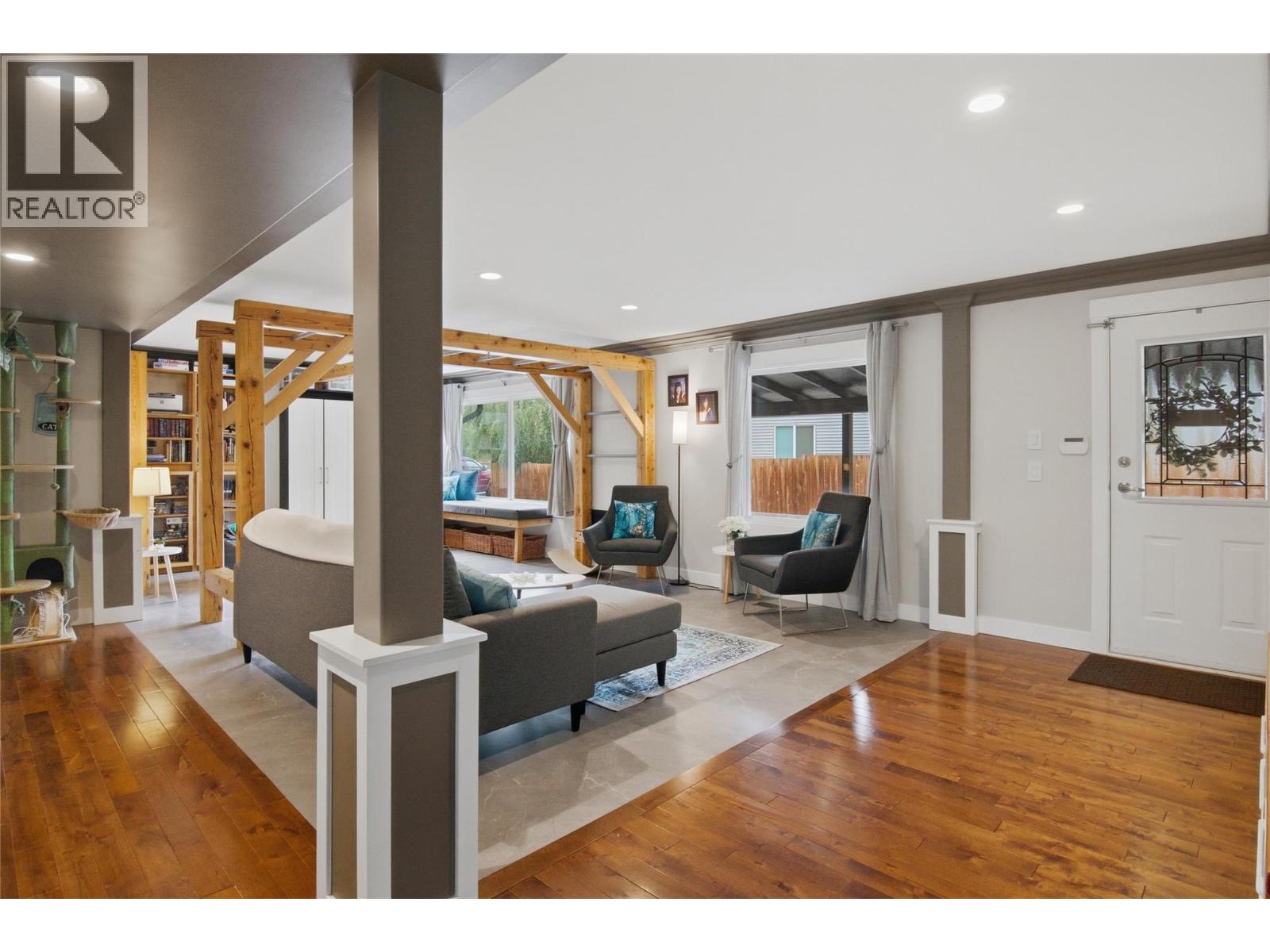 2135 Tranquille Road, Kamloops, British Columbia  V2B 3M9 - Photo 10 - 10398106
