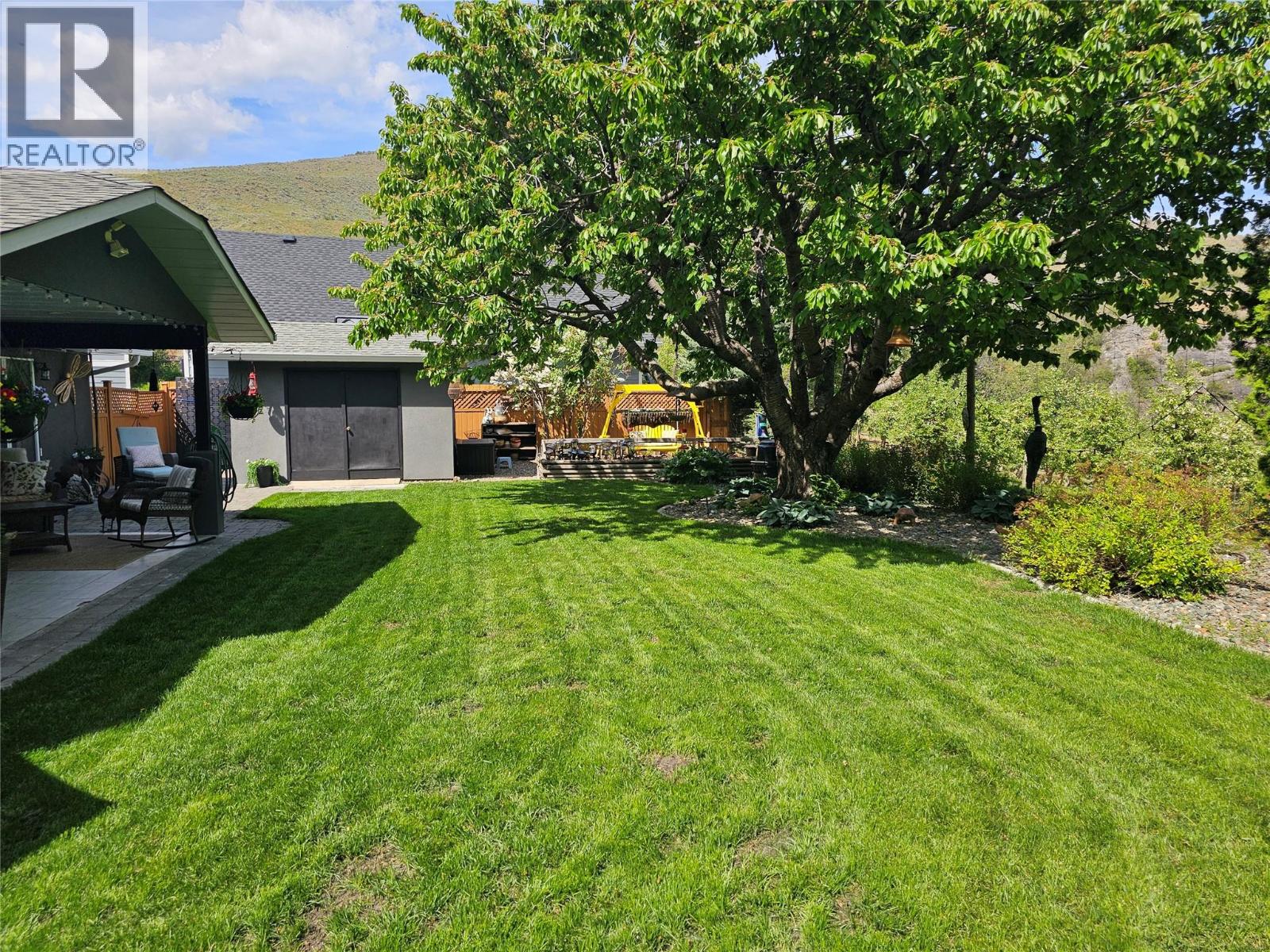 3221 Crosby Road, Vernon, British Columbia  V1T 4Z7 - Photo 3 - 10398109