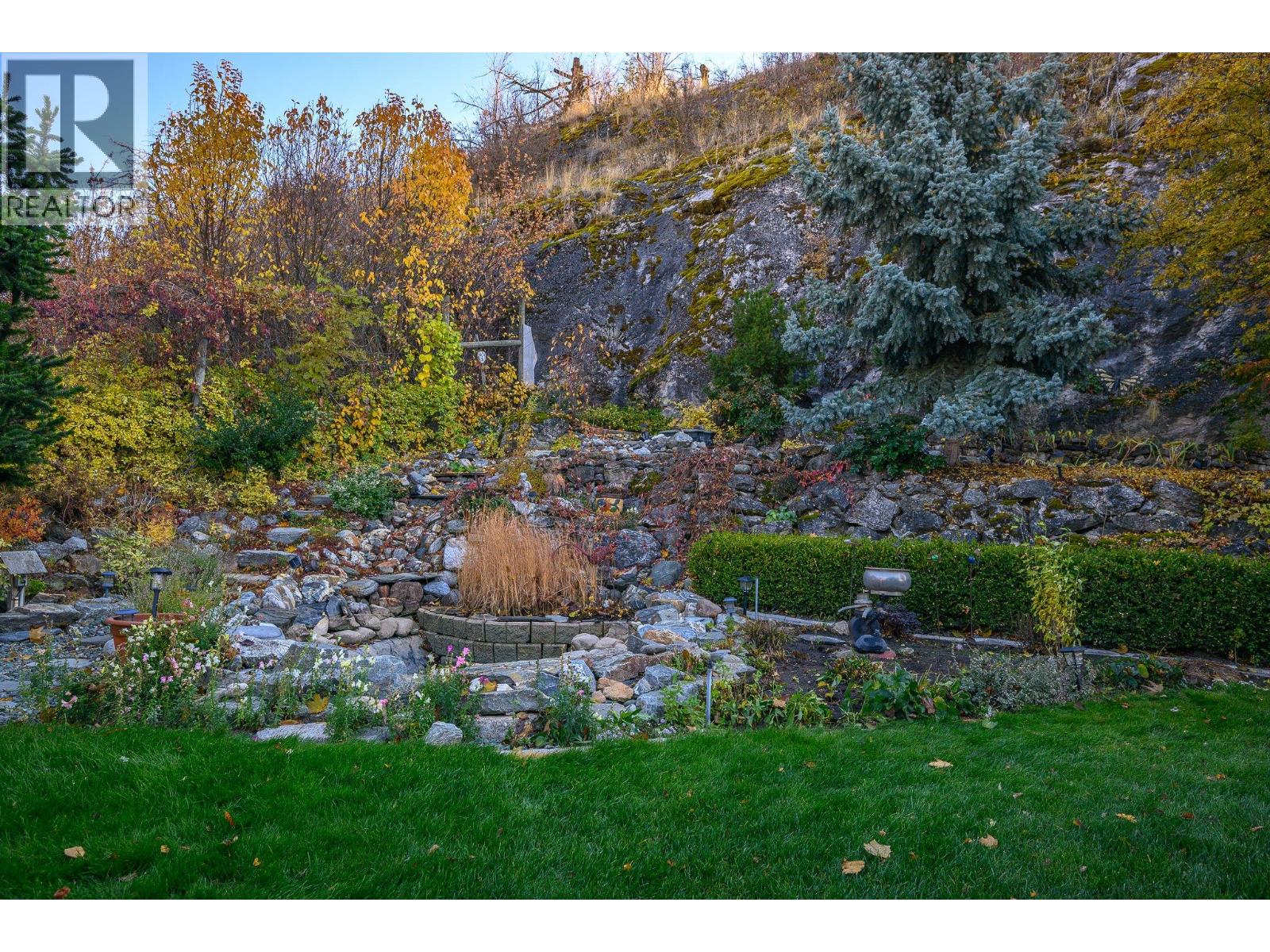 3221 Crosby Road, Vernon, British Columbia  V1T 4Z7 - Photo 40 - 10398109