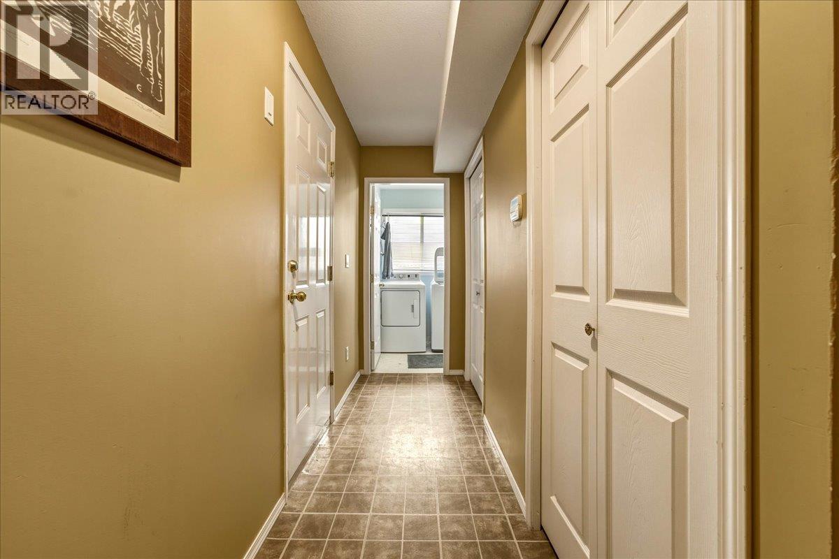 2225 Teal Place, Vernon, British Columbia  V1H 1R1 - Photo 30 - 10397864