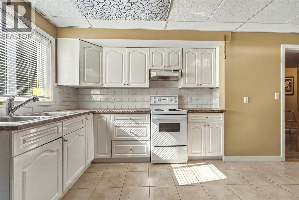 2225 Teal Place, Vernon, British Columbia  V1H 1R1 - Photo 33 - 10397864
