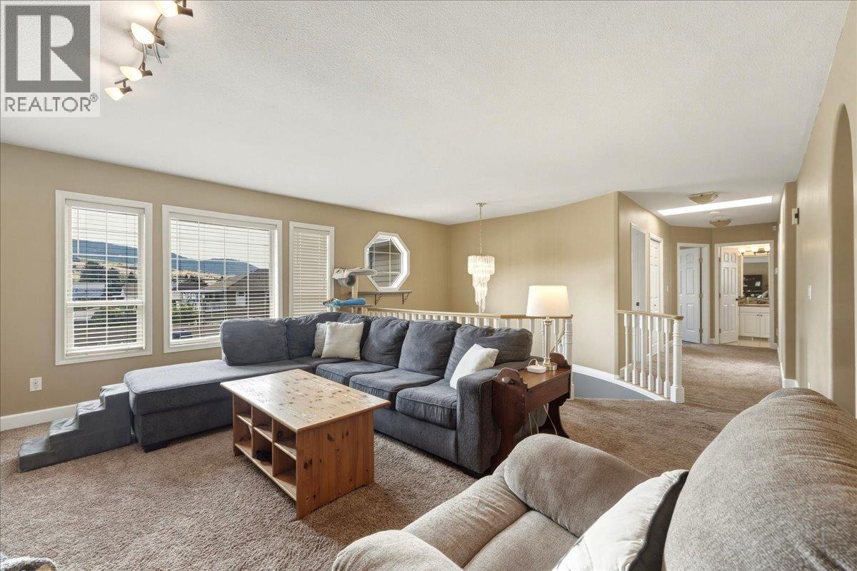2225 Teal Place, Vernon, British Columbia  V1H 1R1 - Photo 5 - 10397864