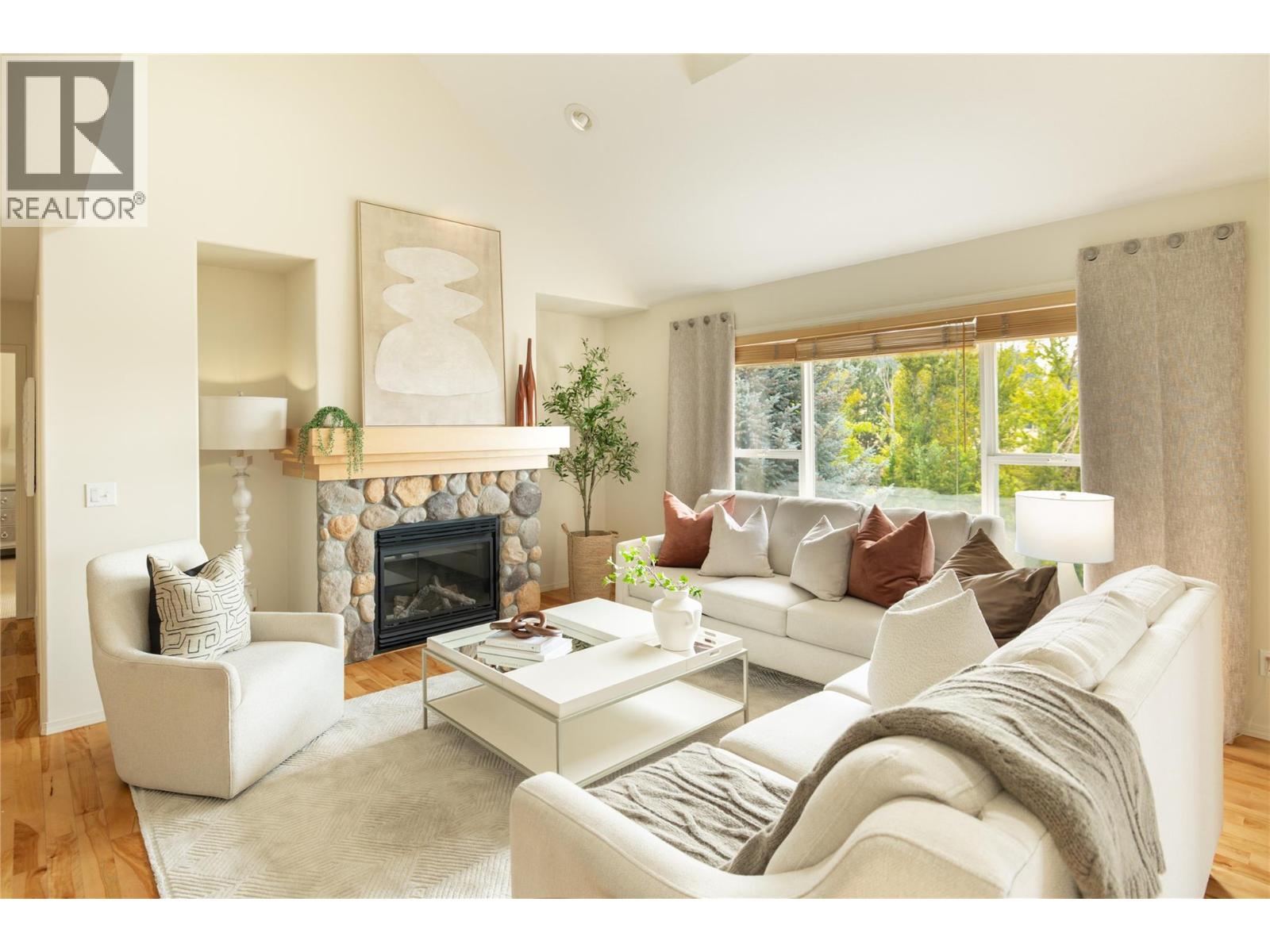 5281 Silverado Place, Kelowna, British Columbia  V1X 7X8 - Photo 5 - 10397999