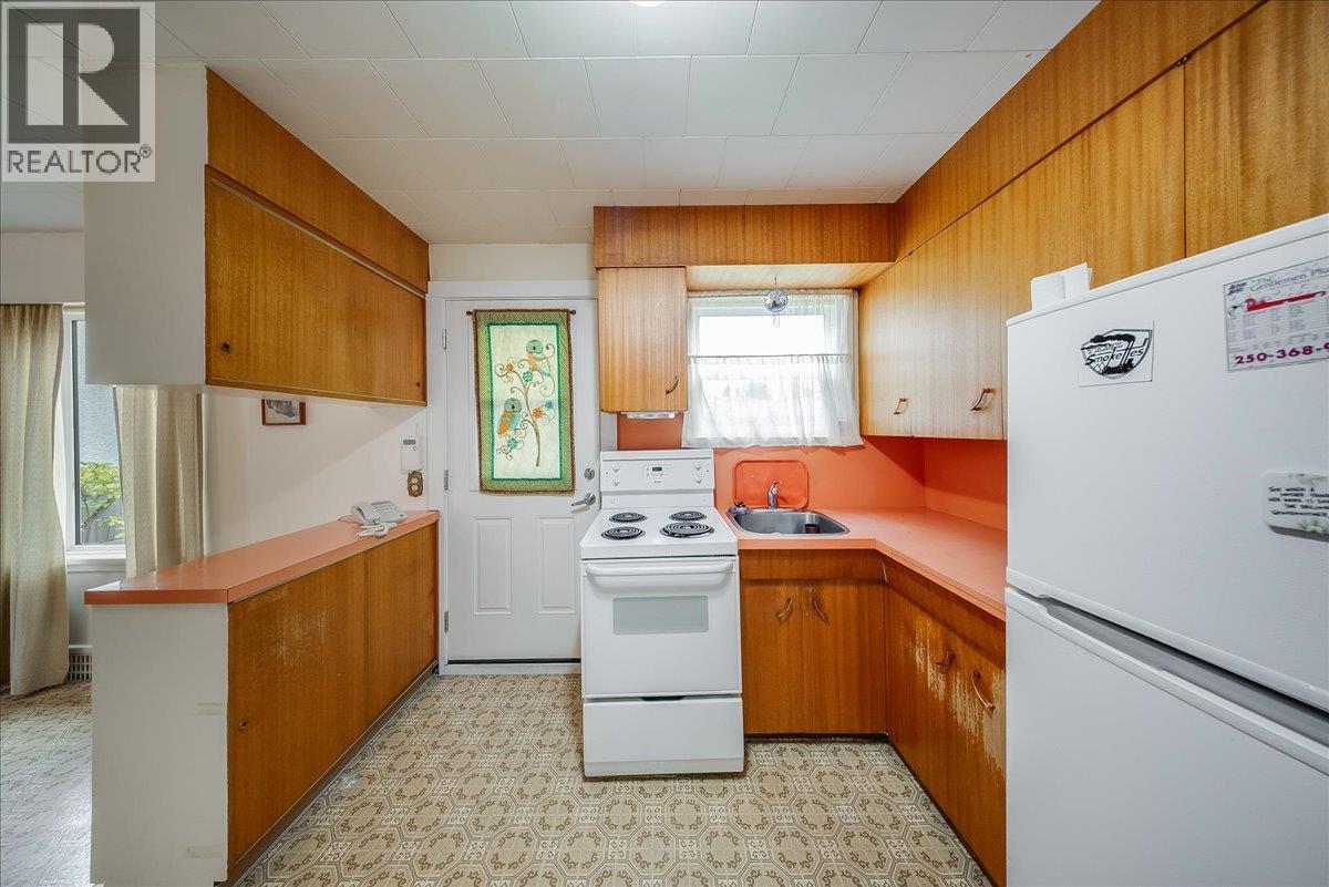 306 Sylvia Crescent, Trail, British Columbia  V1R 1A5 - Photo 10 - 10397988