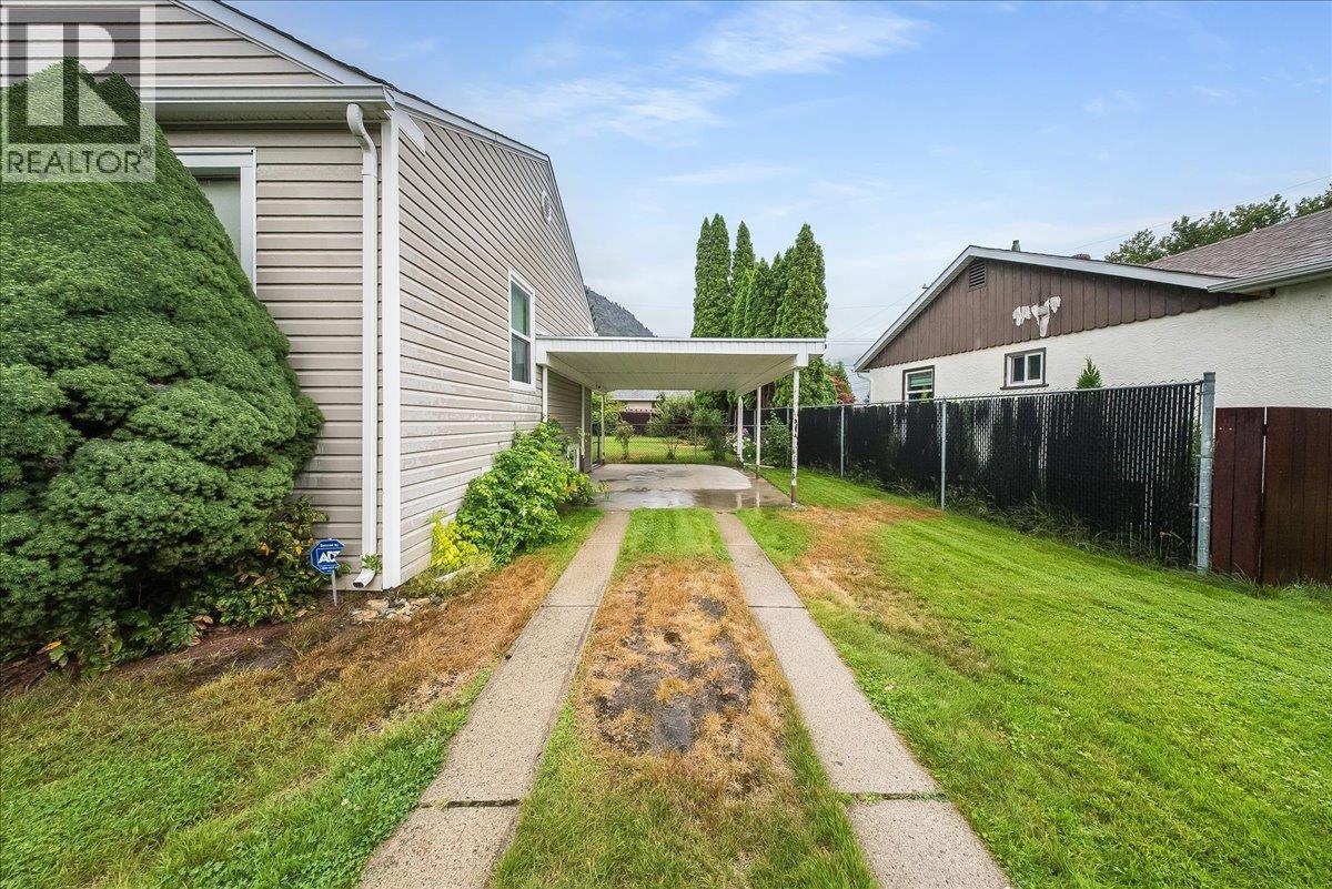 306 Sylvia Crescent, Trail, British Columbia  V1R 1A5 - Photo 27 - 10397988