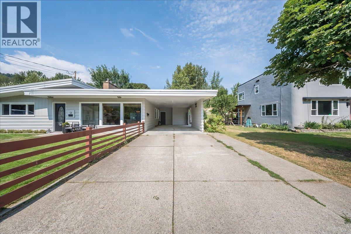 469 Forrest Drive, Trail, British Columbia  V1R 2H1 - Photo 11 - 10397894