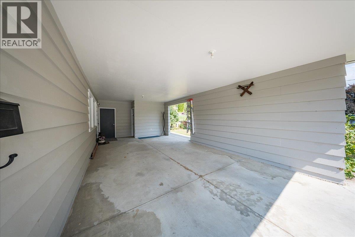 469 Forrest Drive, Trail, British Columbia  V1R 2H1 - Photo 12 - 10397894