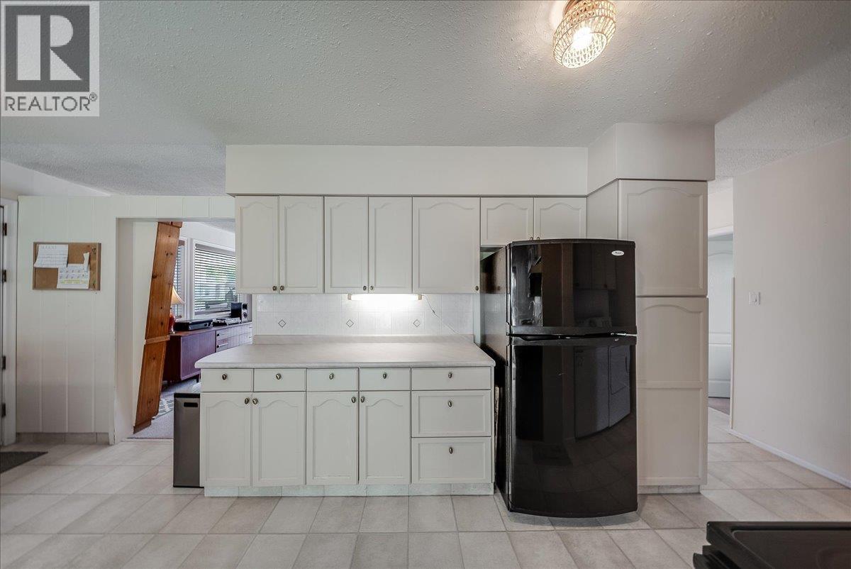 469 Forrest Drive, Trail, British Columbia  V1R 2H1 - Photo 17 - 10397894