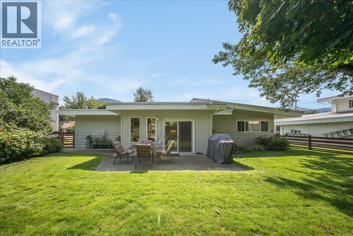 469 Forrest Drive, Trail, British Columbia  V1R 2H1 - Photo 40 - 10397894