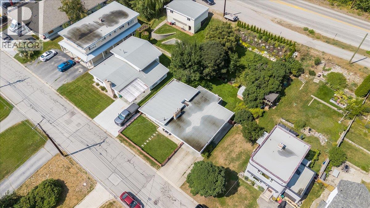 469 Forrest Drive, Trail, British Columbia  V1R 2H1 - Photo 5 - 10397894
