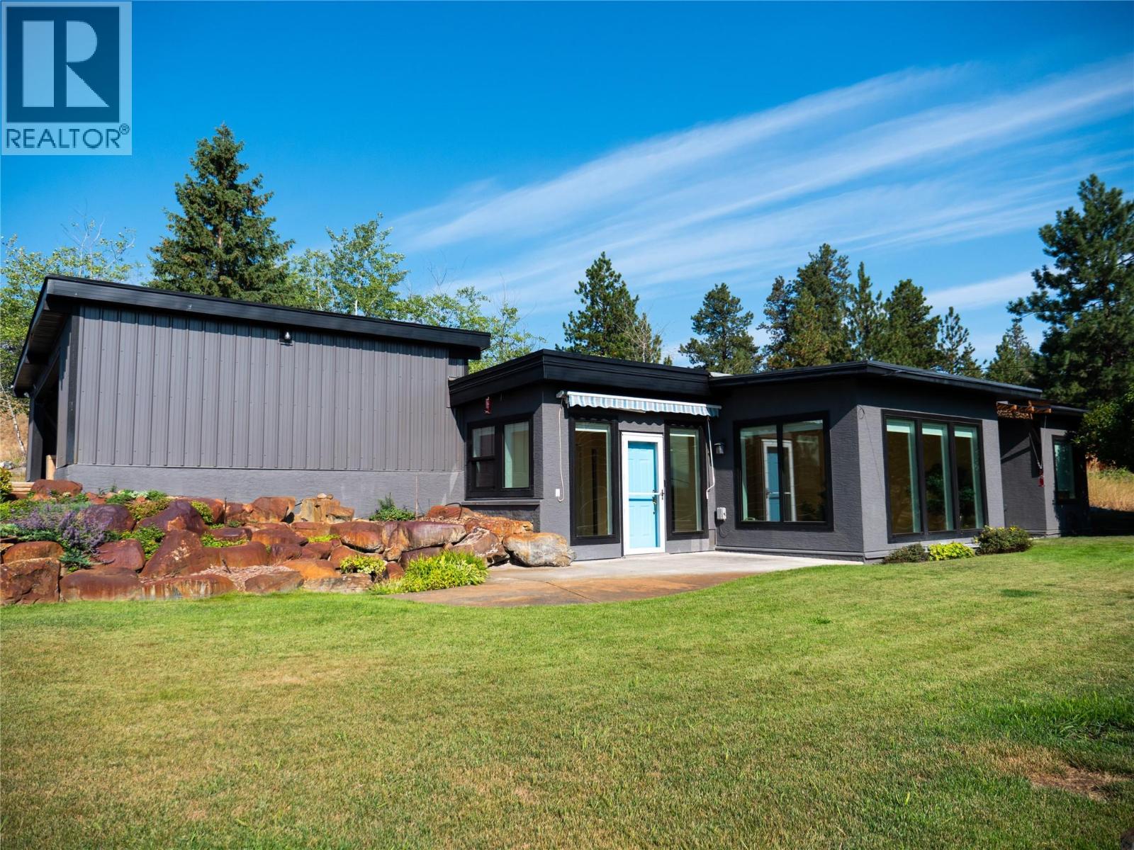 9767 & 9765 Pighin Road, Cranbrook, British Columbia  V1C 7C9 - Photo 1 - 10397936
