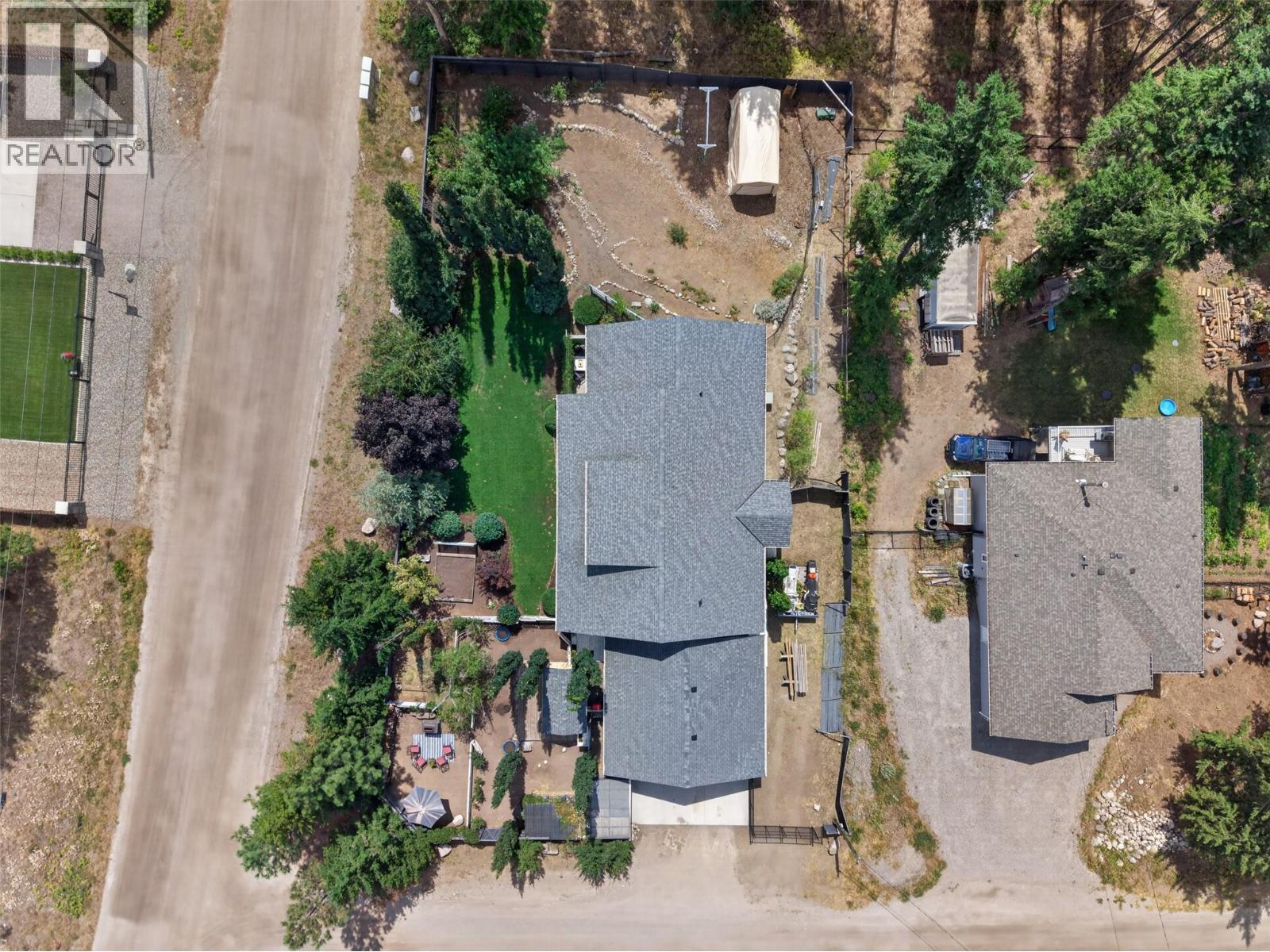 7272 Dunwaters Road, Kelowna, British Columbia  V1Z 3W4 - Photo 14 - 10395772
