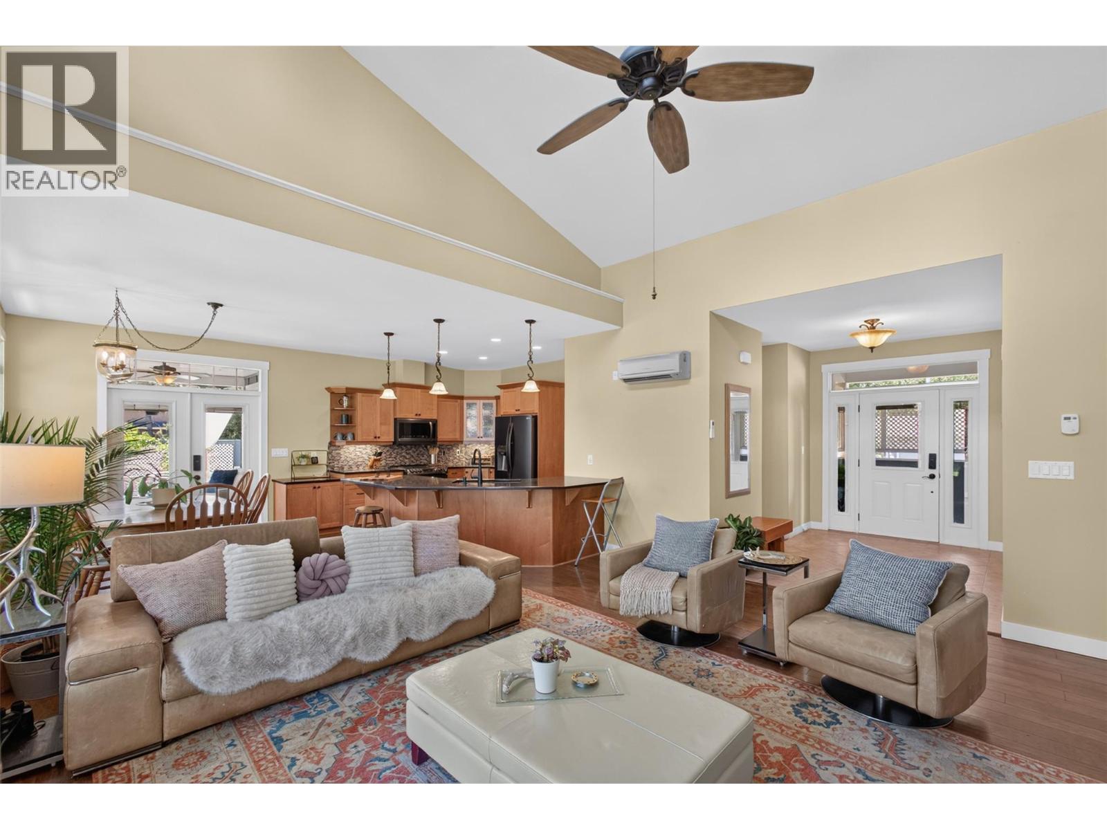 7272 Dunwaters Road, Kelowna, British Columbia  V1Z 3W4 - Photo 18 - 10395772