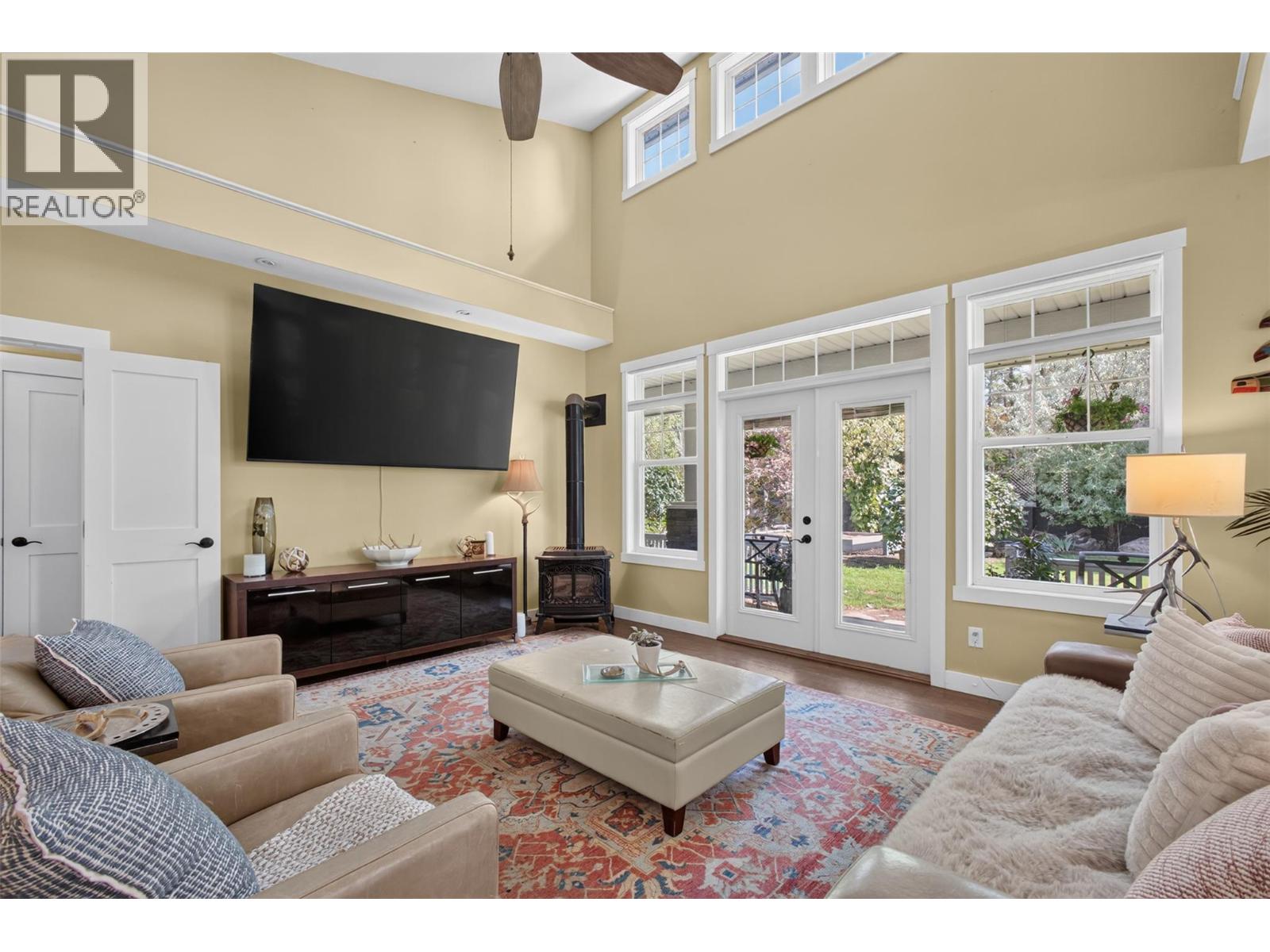 7272 Dunwaters Road, Kelowna, British Columbia  V1Z 3W4 - Photo 29 - 10395772