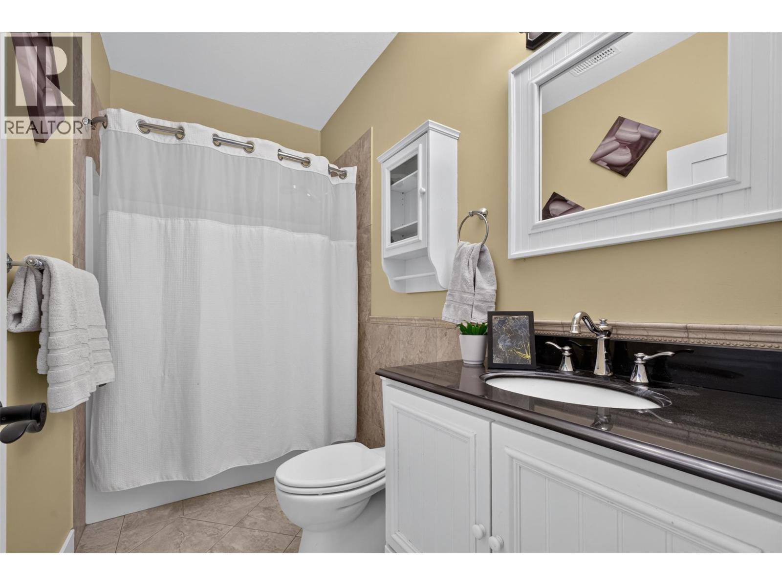 7272 Dunwaters Road, Kelowna, British Columbia  V1Z 3W4 - Photo 30 - 10395772