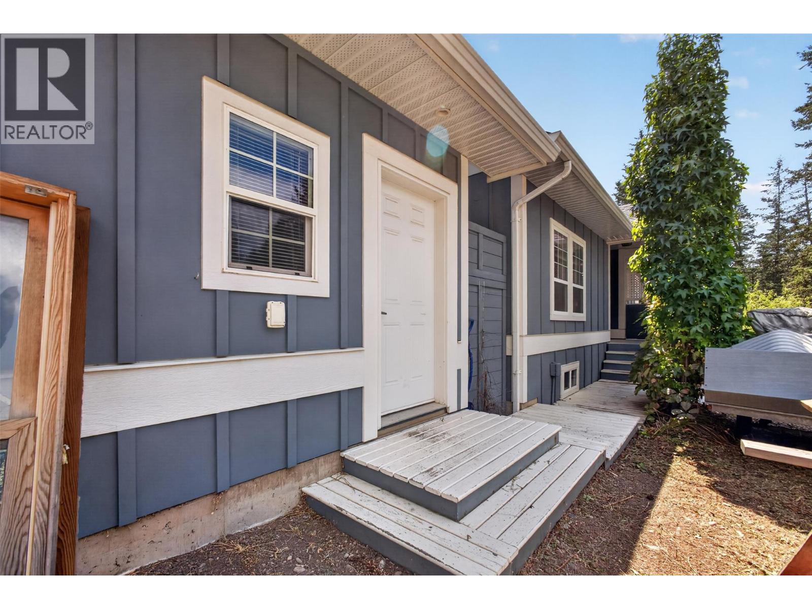 7272 Dunwaters Road, Kelowna, British Columbia  V1Z 3W4 - Photo 39 - 10395772