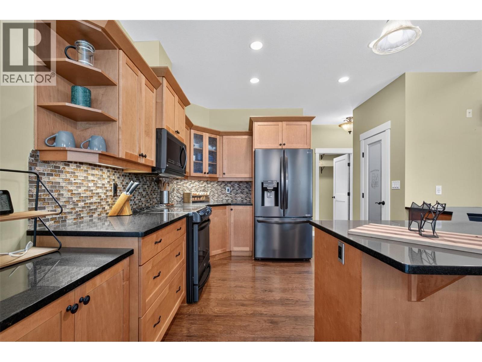 7272 Dunwaters Road, Kelowna, British Columbia  V1Z 3W4 - Photo 7 - 10395772
