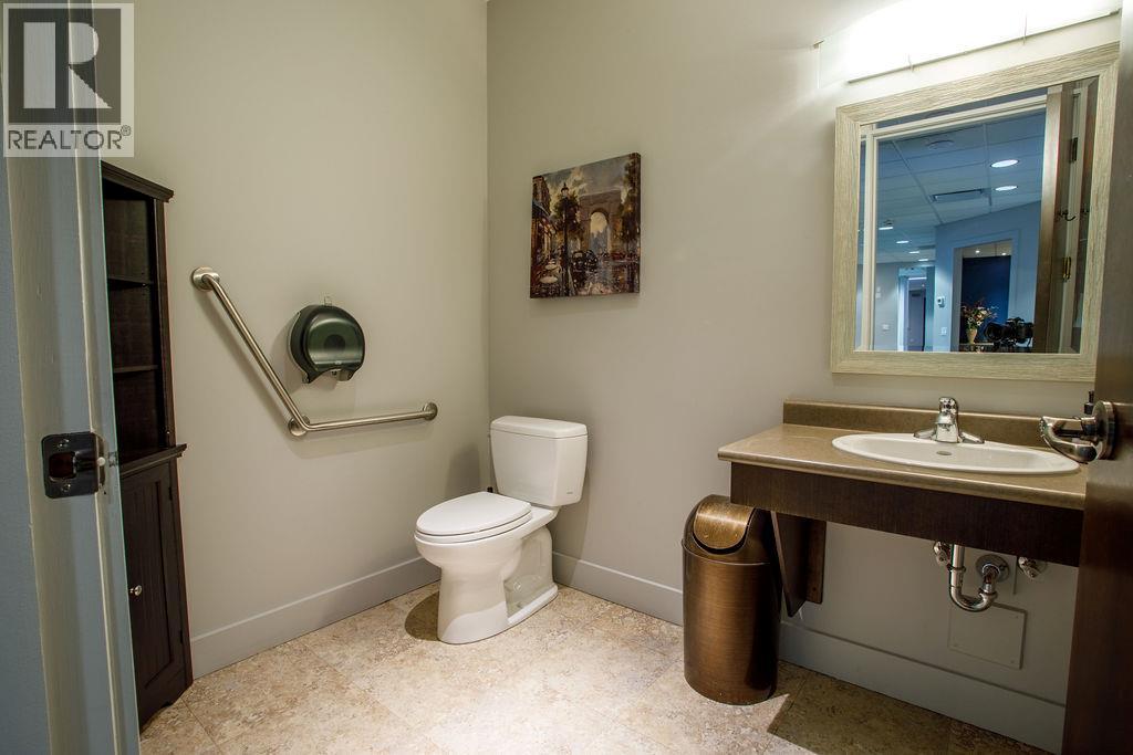 1455 Ellis Street, Kelowna, British Columbia  V1Y 2A3 - Photo 17 - 10398033