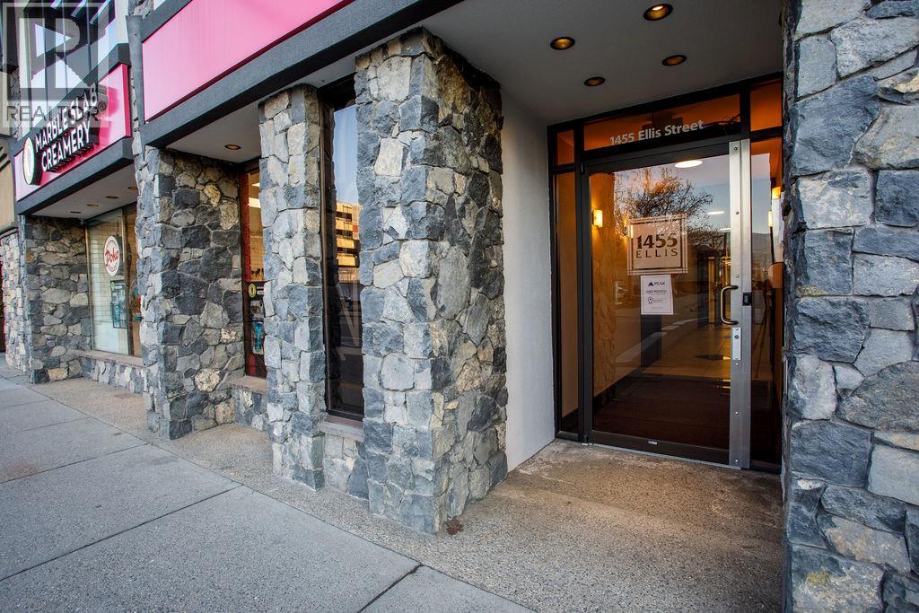 1455 Ellis Street, Kelowna, British Columbia  V1Y 2A3 - Photo 2 - 10398033