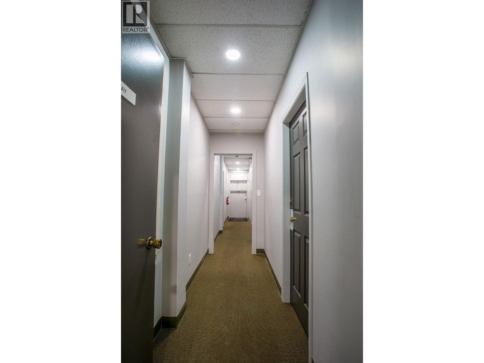 1455 Ellis Street, Kelowna, British Columbia  V1Y 2A3 - Photo 6 - 10398033