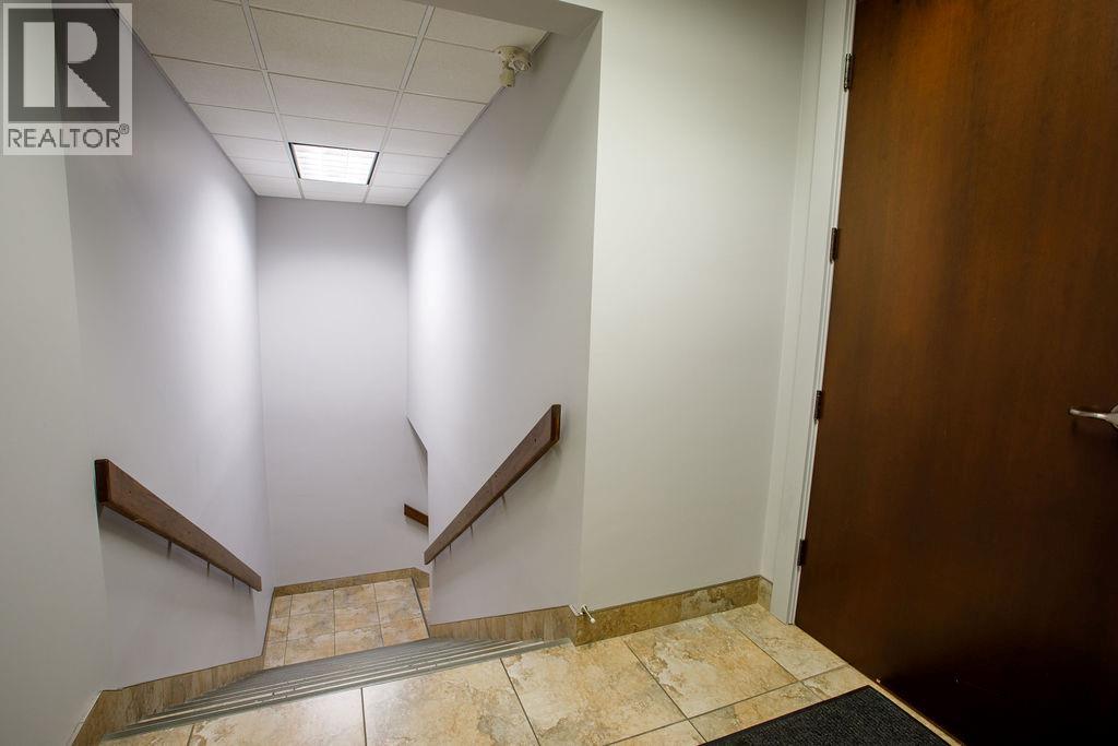 1455 Ellis Street, Kelowna, British Columbia  V1Y 2A3 - Photo 8 - 10398033