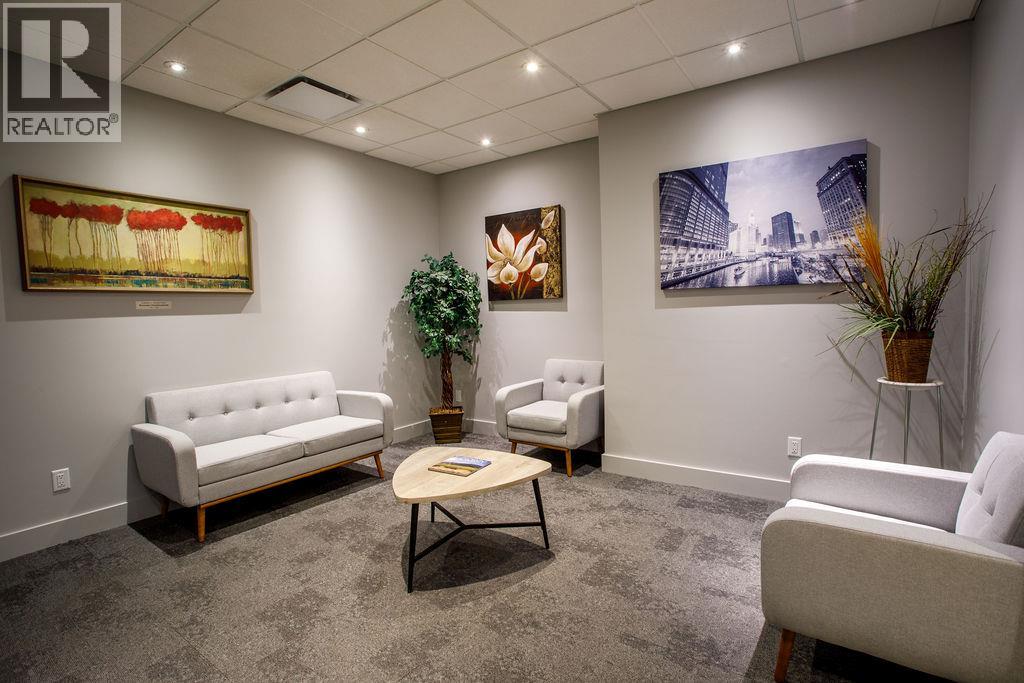 1455 Ellis Street, Kelowna, British Columbia  V1Y 2A3 - Photo 9 - 10398033