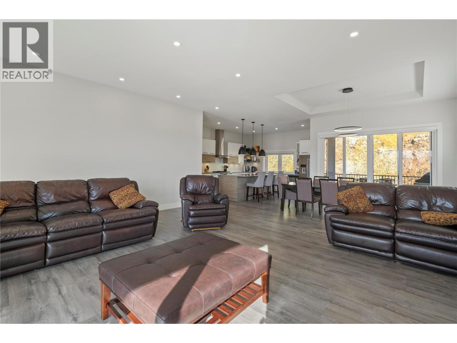 695 Deans Drive, Kelowna, British Columbia  V1P 1A1 - Photo 10 - 10398135