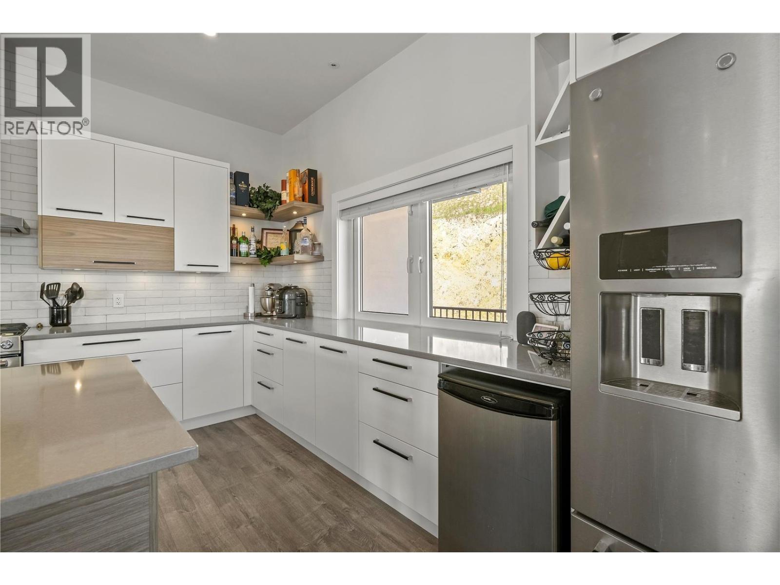 695 Deans Drive, Kelowna, British Columbia  V1P 1A1 - Photo 21 - 10398135