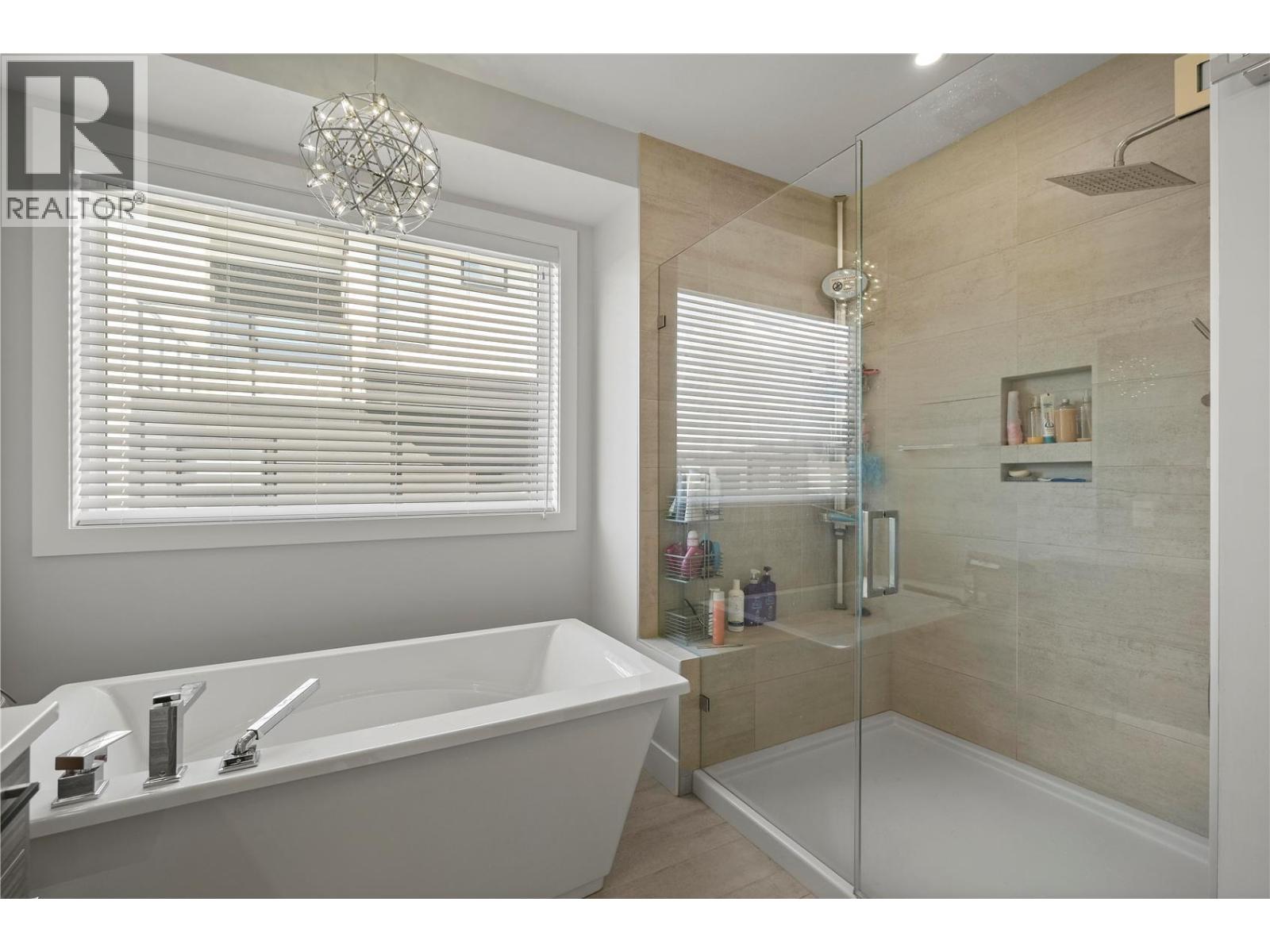 695 Deans Drive, Kelowna, British Columbia  V1P 1A1 - Photo 30 - 10398135