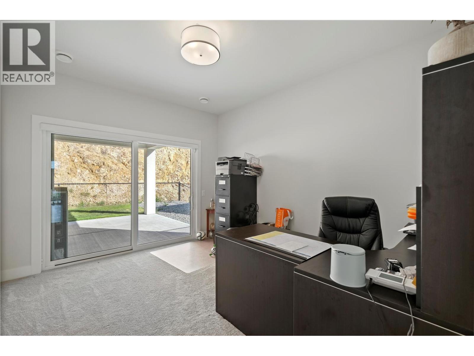 695 Deans Drive, Kelowna, British Columbia  V1P 1A1 - Photo 45 - 10398135