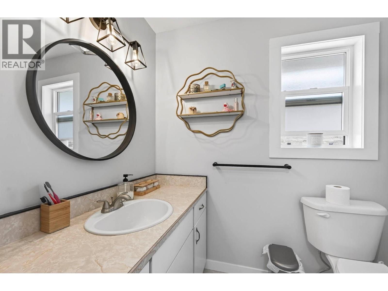 1018 Hillside Avenue, Chase, British Columbia  V0E 1M0 - Photo 25 - 10398148