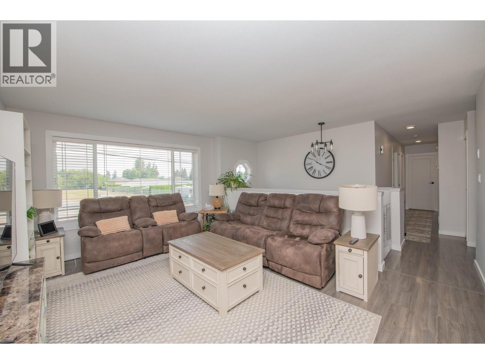 3645 Patten Drive, Armstrong, British Columbia  V4Y 0H9 - Photo 4 - 10398114