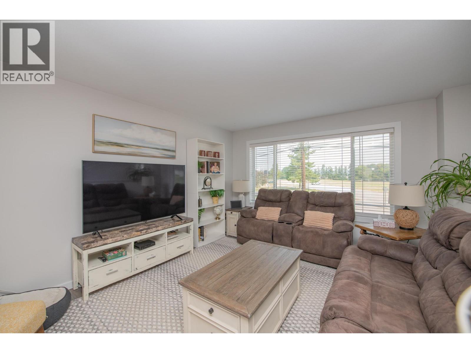 3645 Patten Drive, Armstrong, British Columbia  V4Y 0H9 - Photo 6 - 10398114