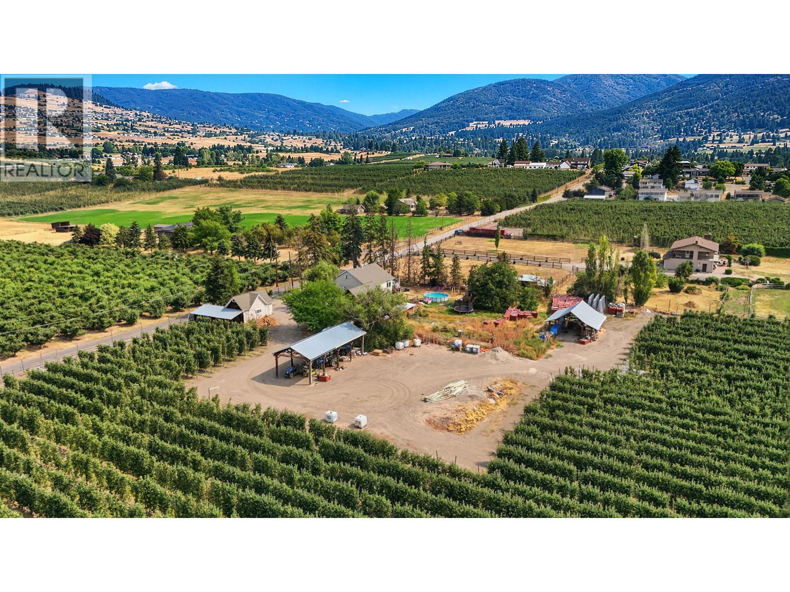 5872 Dedecker West Road, Vernon, British Columbia  V1B 3P9 - Photo 4 - 10397776