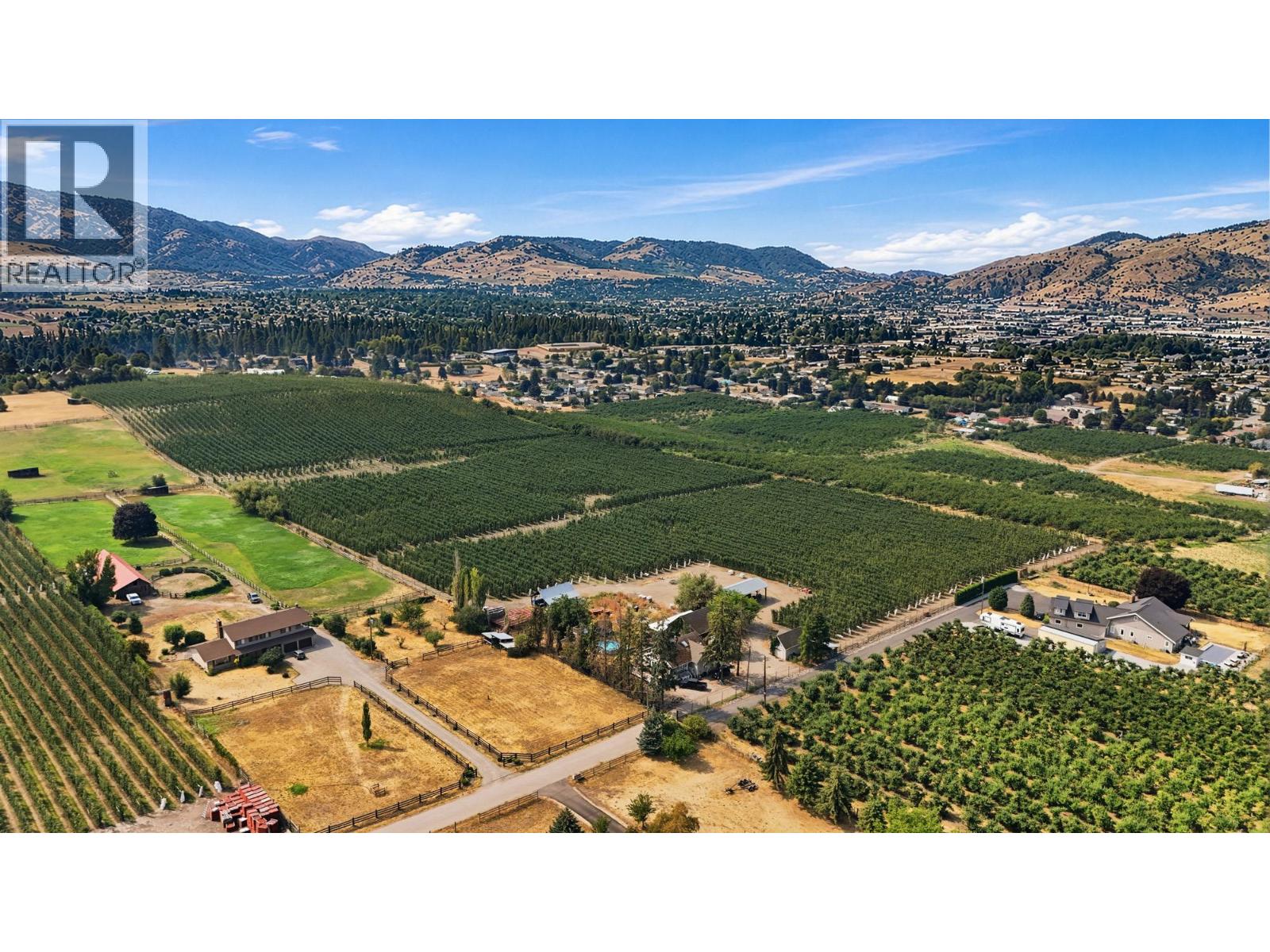 5872 Dedecker West Road, Vernon, British Columbia  V1B 3P9 - Photo 5 - 10397776