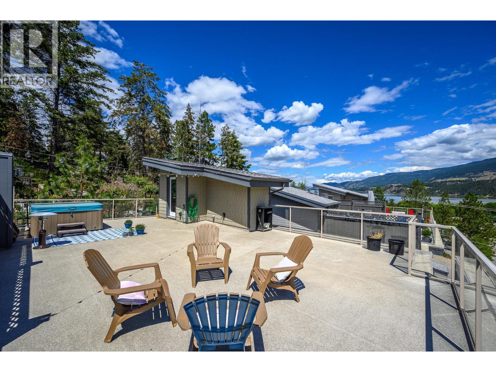 2893 Robinson Road Unit# 7, Lake Country, British Columbia  V4V 1H8 - Photo 2 - 10398120