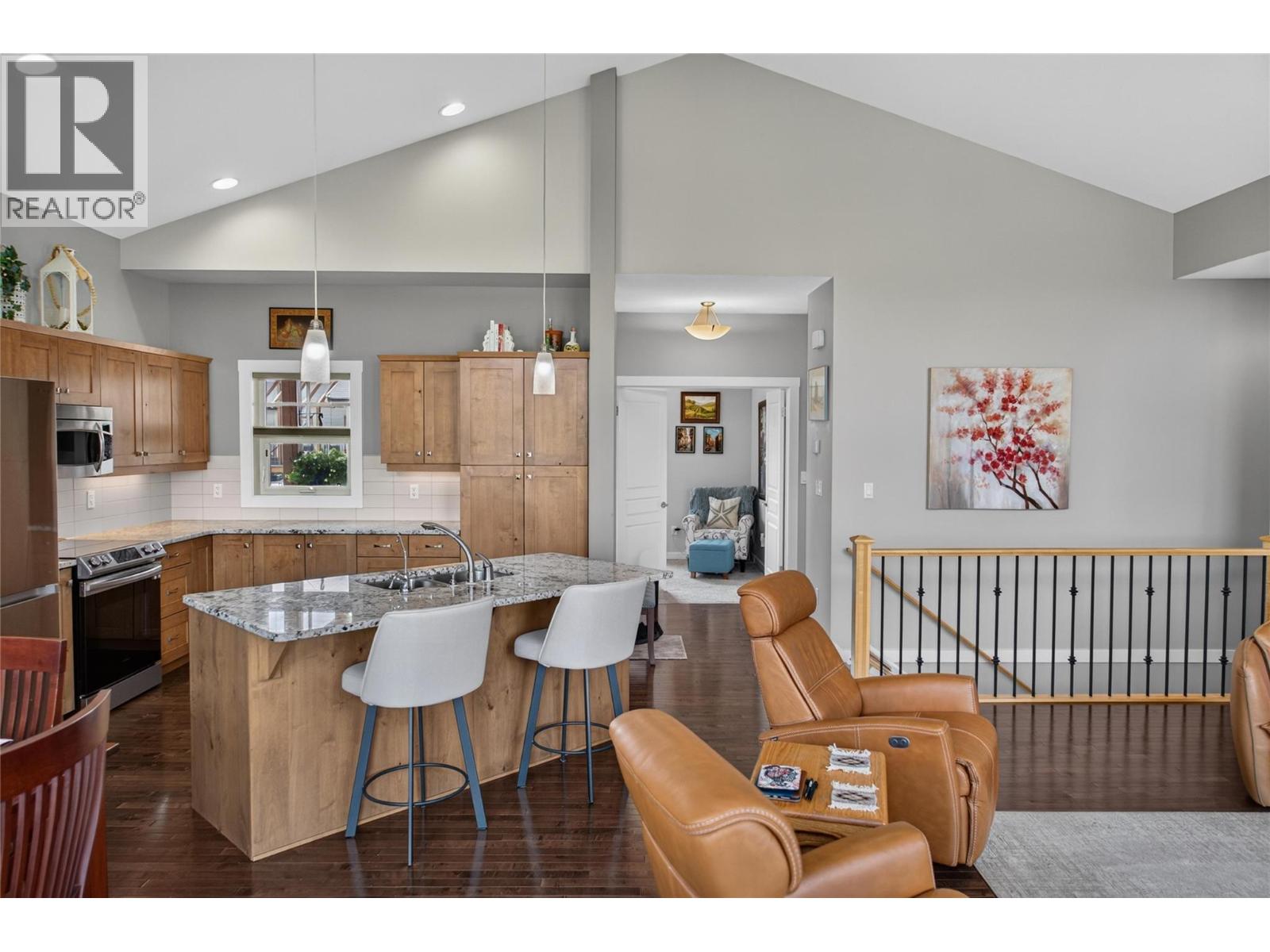 204 Boulder Creek Drive, Cranbrook, British Columbia  V1C 0B4 - Photo 12 - 10398101