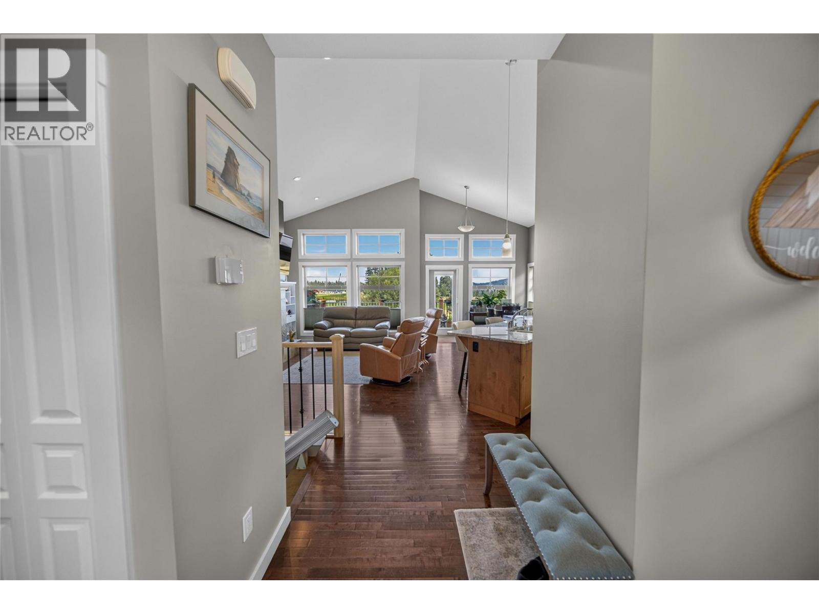204 Boulder Creek Drive, Cranbrook, British Columbia  V1C 0B4 - Photo 3 - 10398101