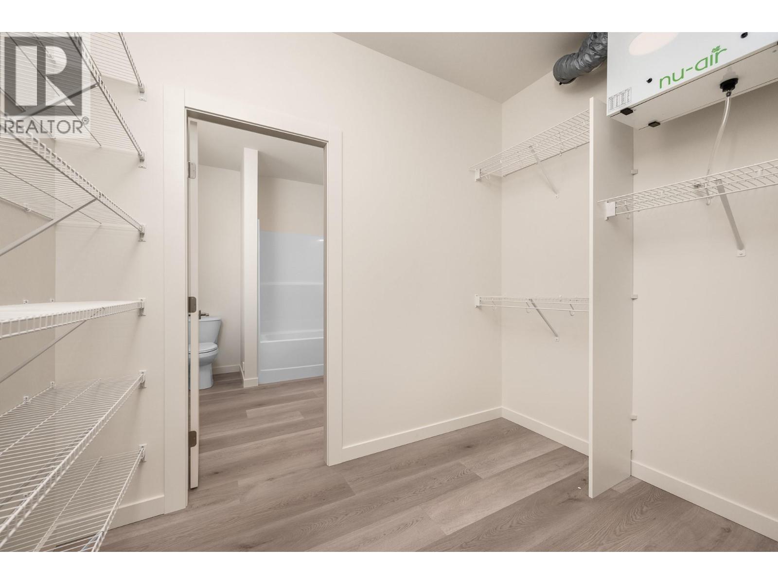 4311 Painted Turtle Drive, Vernon, British Columbia  V1H 1A2 - Photo 18 - 10398062