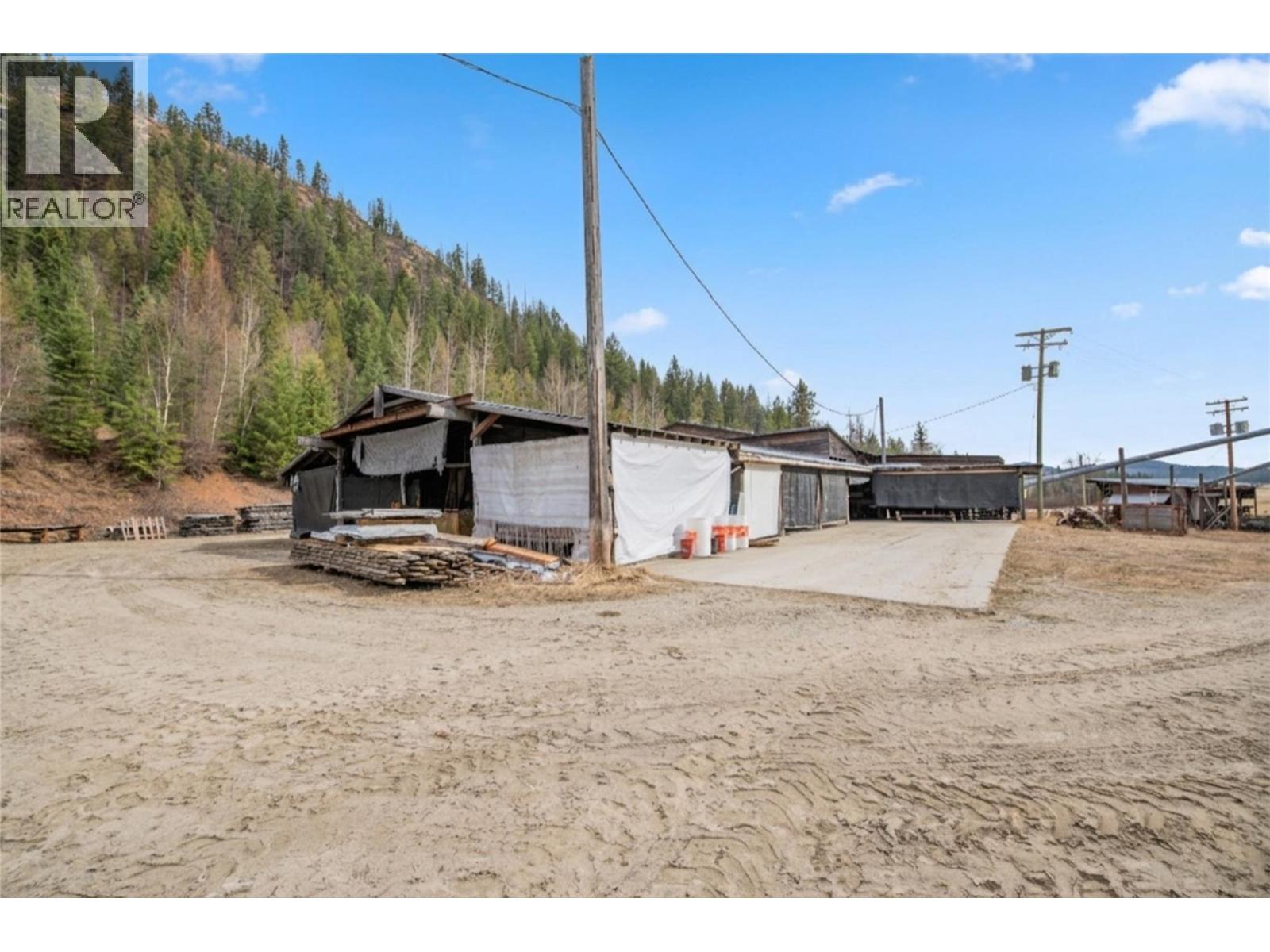17 Bear Valley Road, Lumby, British Columbia  V0E 2G1 - Photo 10 - 10397875