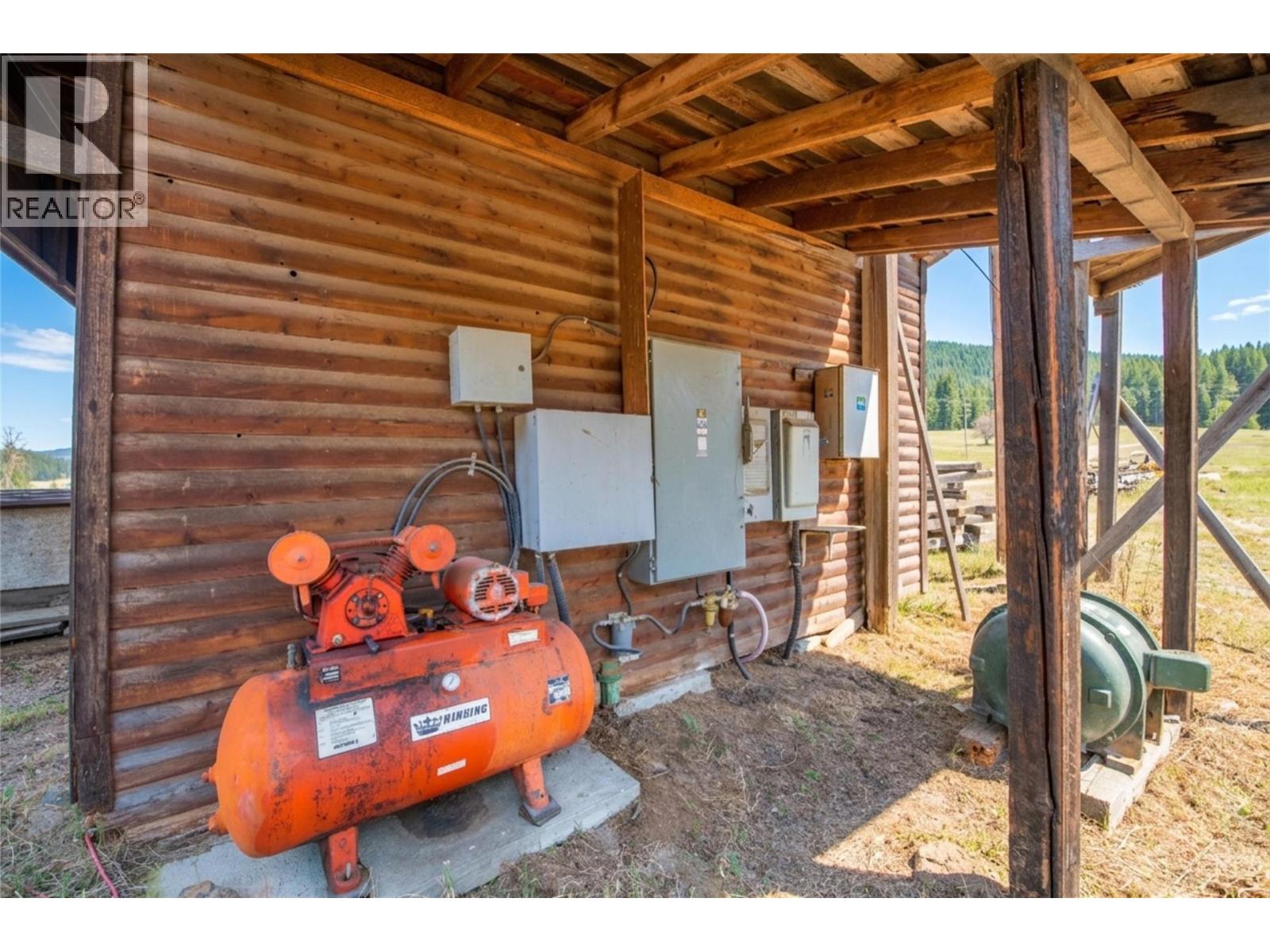 17 Bear Valley Road, Lumby, British Columbia  V0E 2G1 - Photo 24 - 10397875