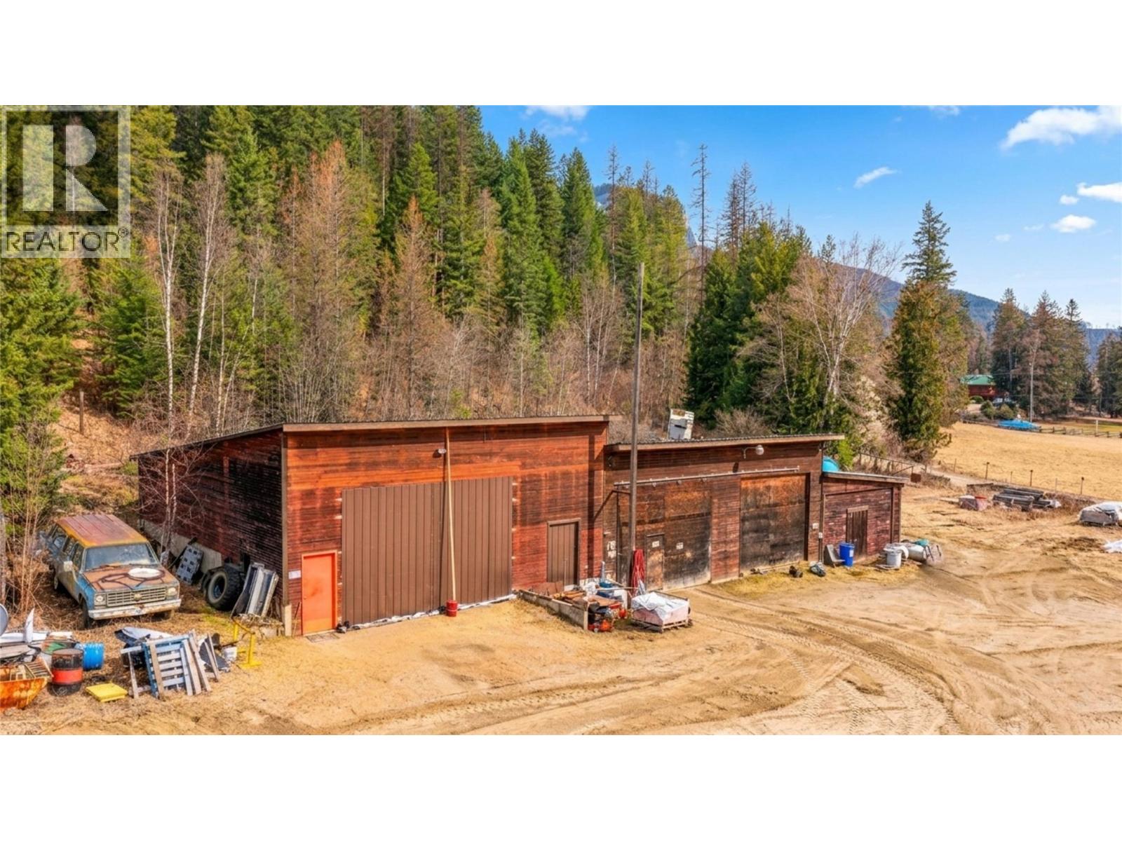 17 Bear Valley Road, Lumby, British Columbia  V0E 2G1 - Photo 4 - 10397875