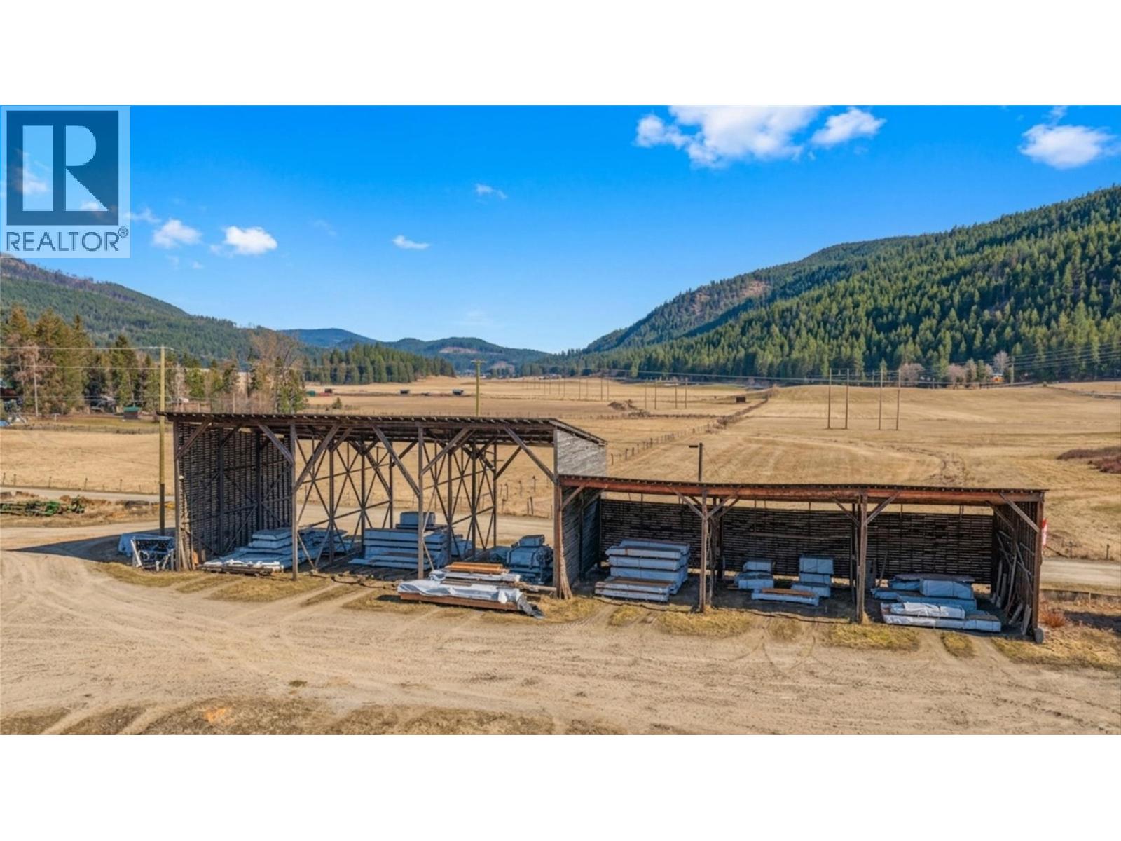 17 Bear Valley Road, Lumby, British Columbia  V0E 2G1 - Photo 7 - 10397875