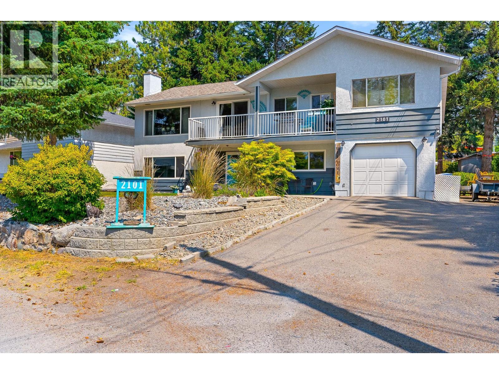 2101 Gillis Crescent, Merritt, British Columbia  V1K 1H9 - Photo 1 - 10398169